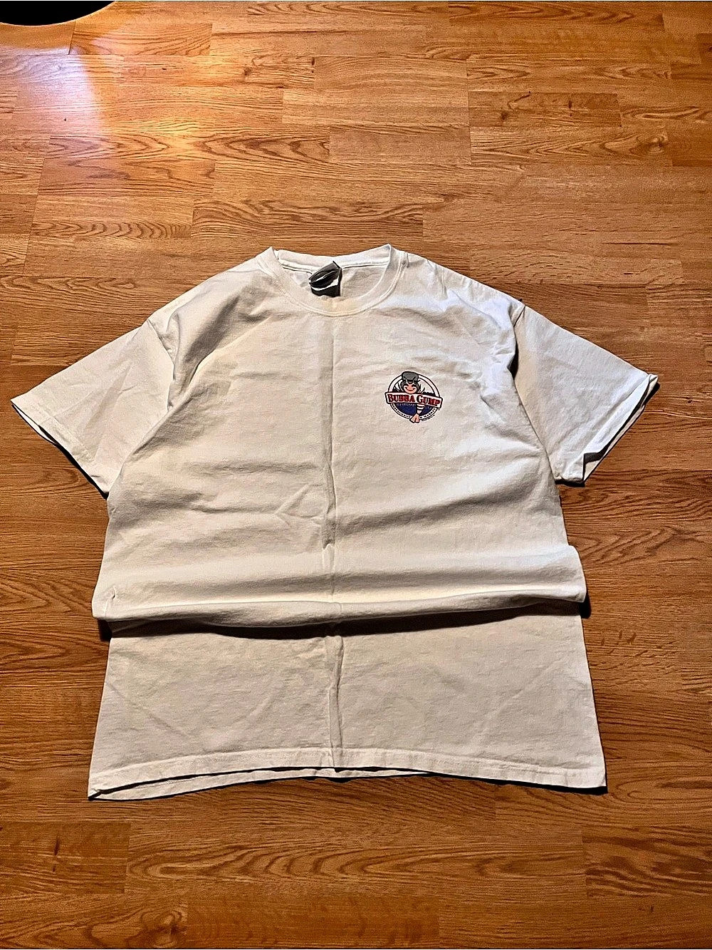 Bubba Gump Short Sleeve Graphic Tee in Cream